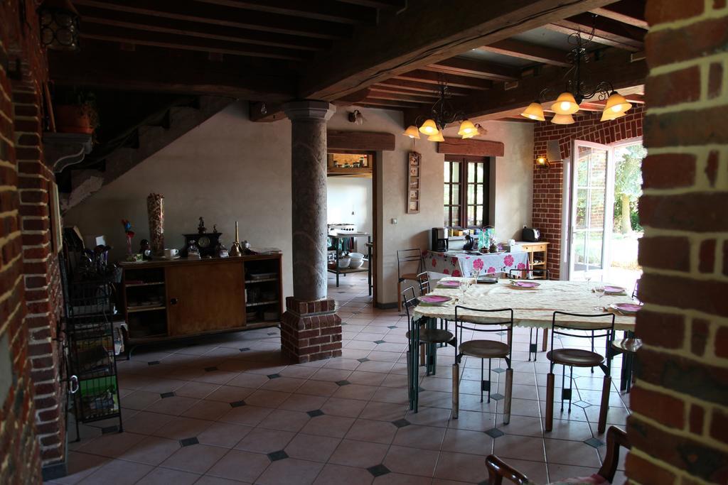 Bed and Breakfast La Citadelle D'Hututu Avesnes-sur-Helpe Exterior foto